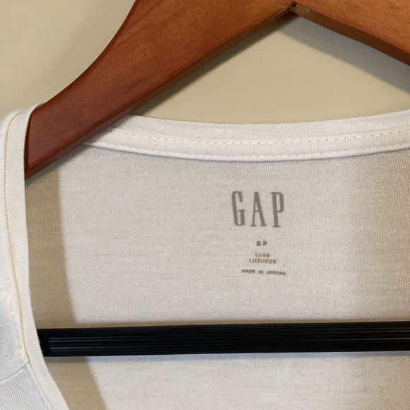 GAP long sleeve top - Picture 3 of 3